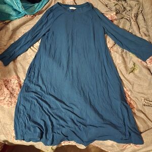 Time and Tru Teal Long Sleeve Dress